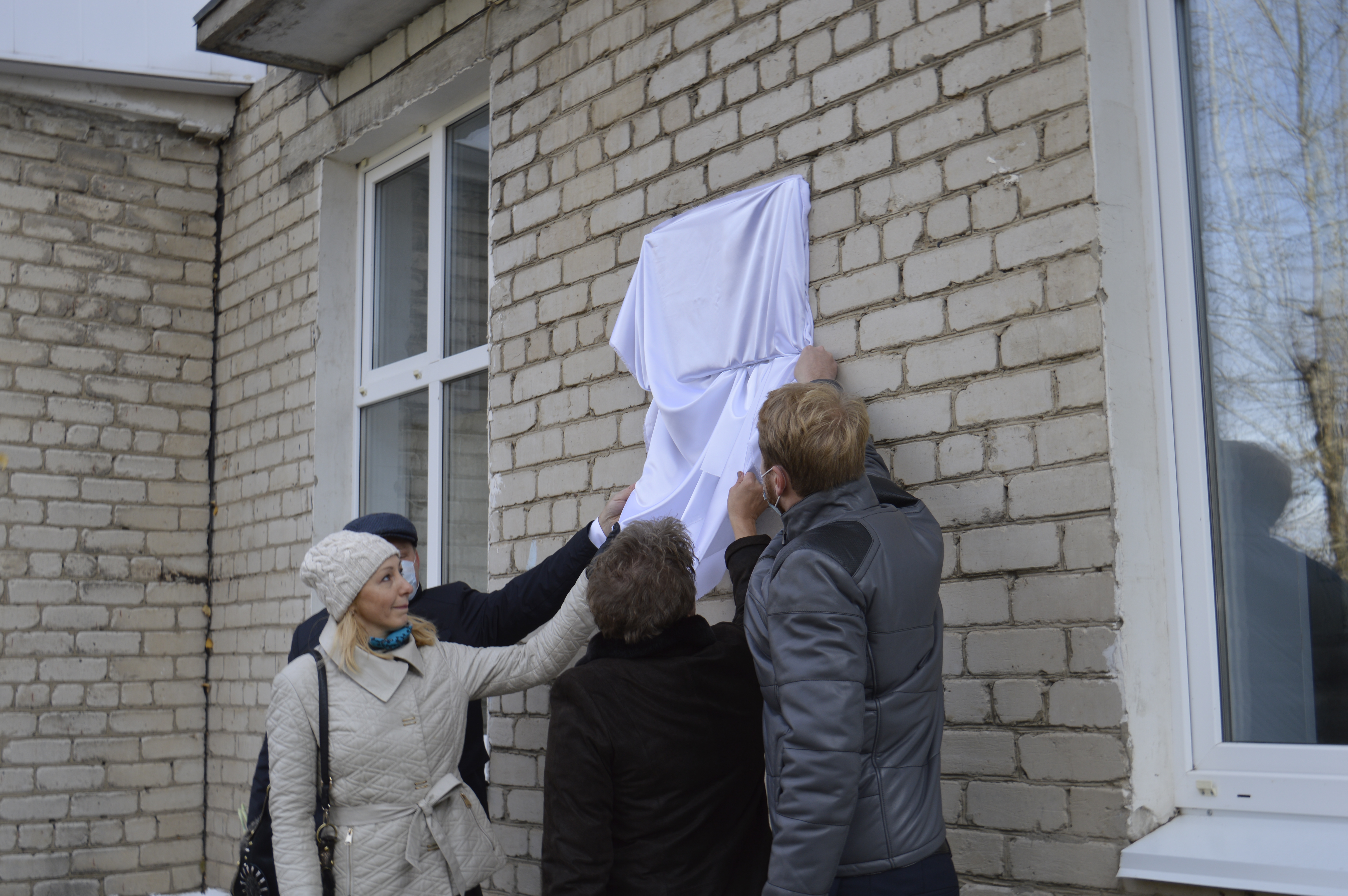 В ИШИМЕ ПРОШЕЛ МИТИНГ ПАМЯТИ ДОКТОРА КРАСИЛЬНИКОВА